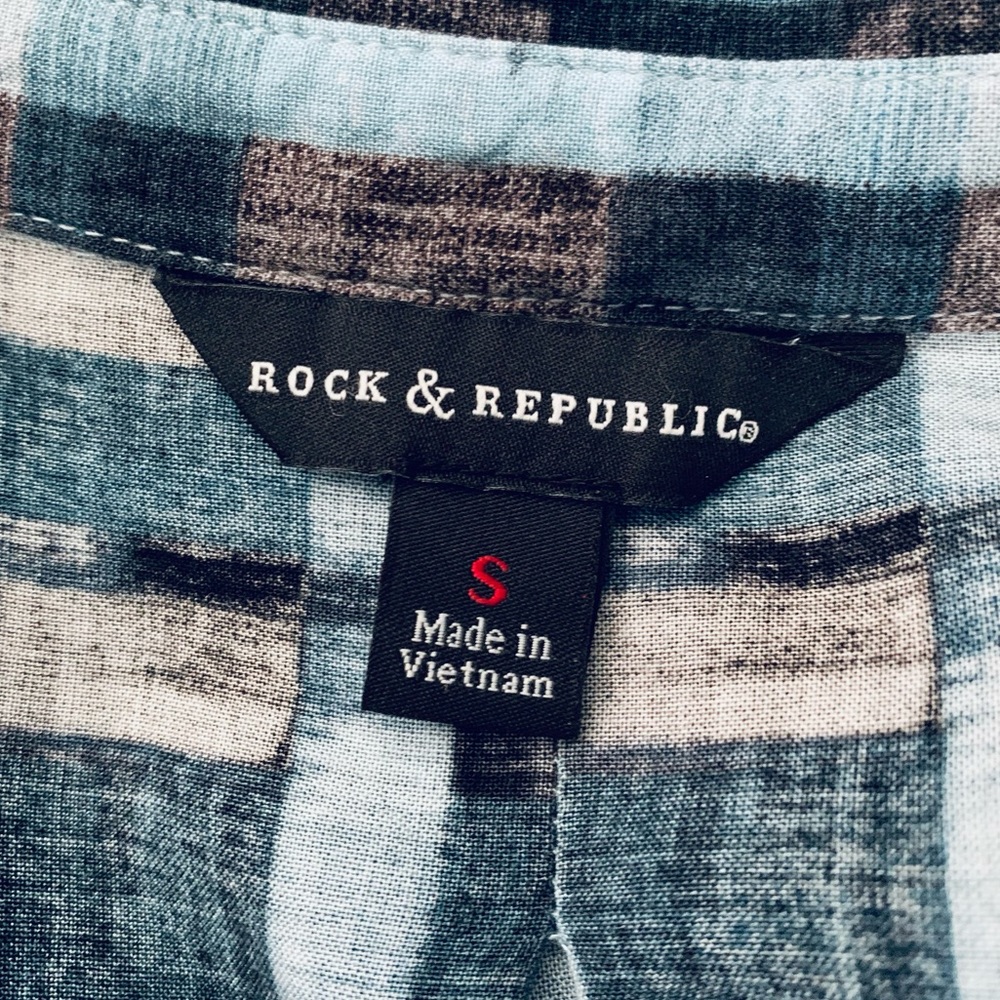 Rock & Republic Plaid Print Sleeveless Top - Picture 3 of 5